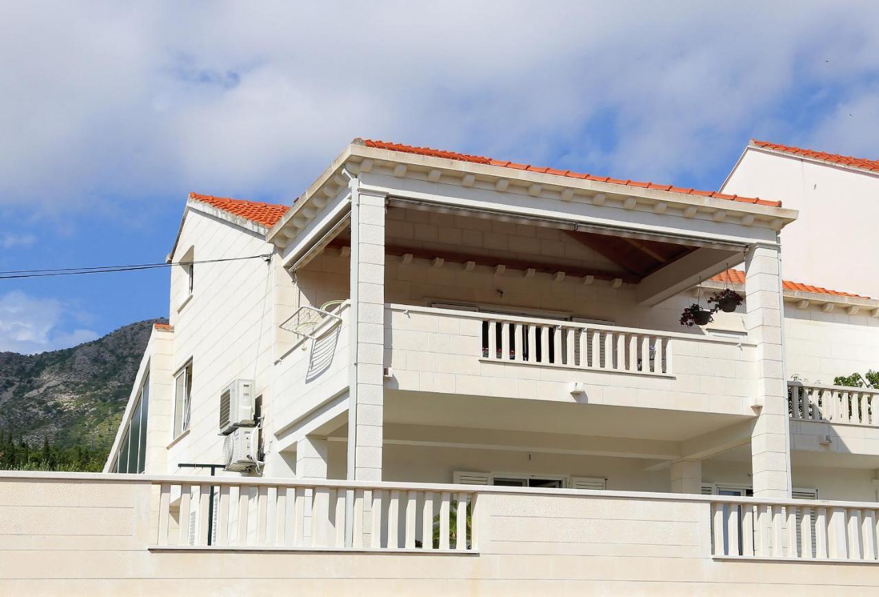 Apartmani Krmek Mlini Bagian luar foto