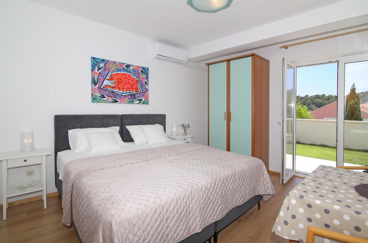 Apartmani Krmek Mlini Bagian luar foto