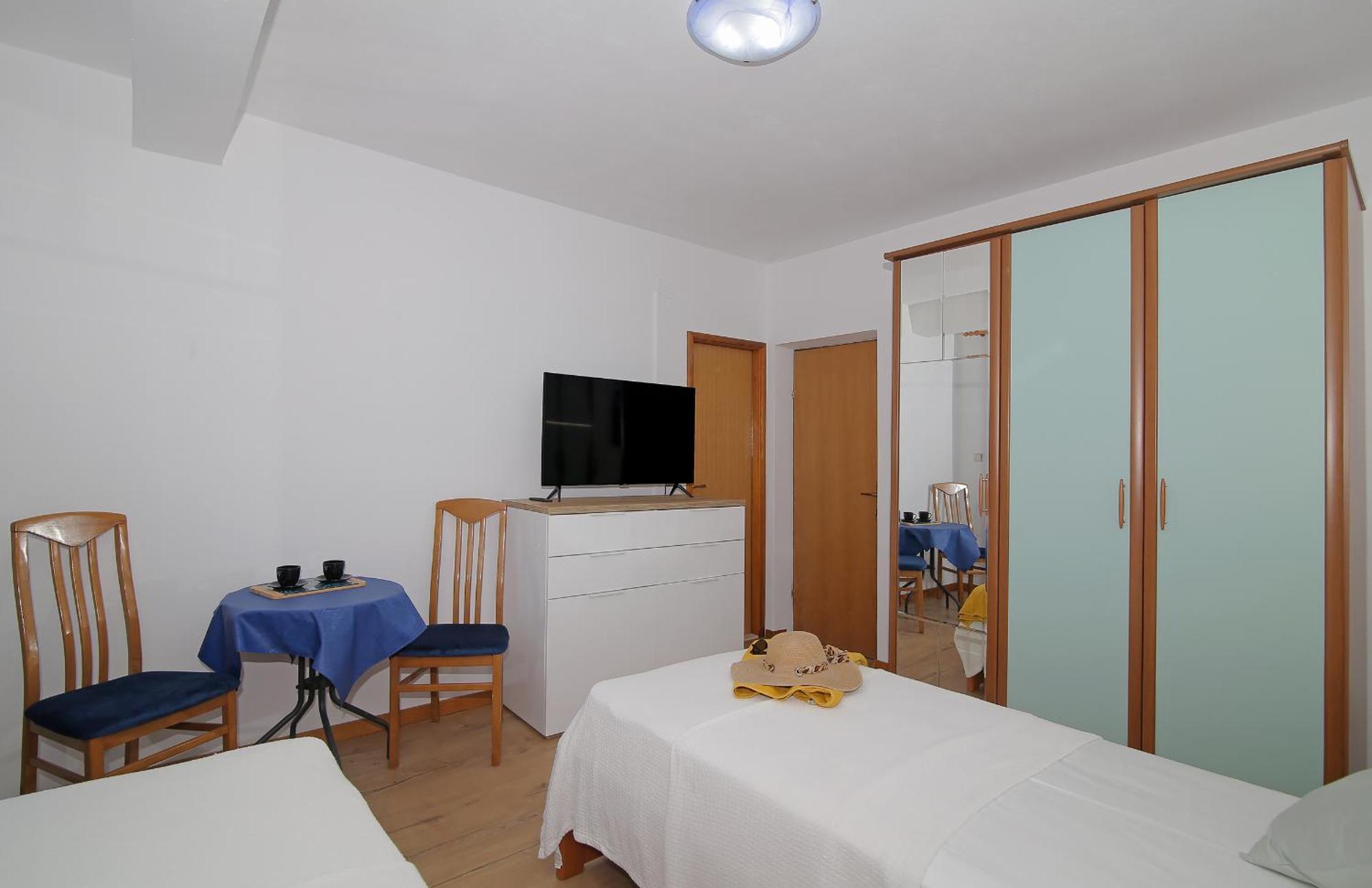 Apartmani Krmek Mlini Bagian luar foto
