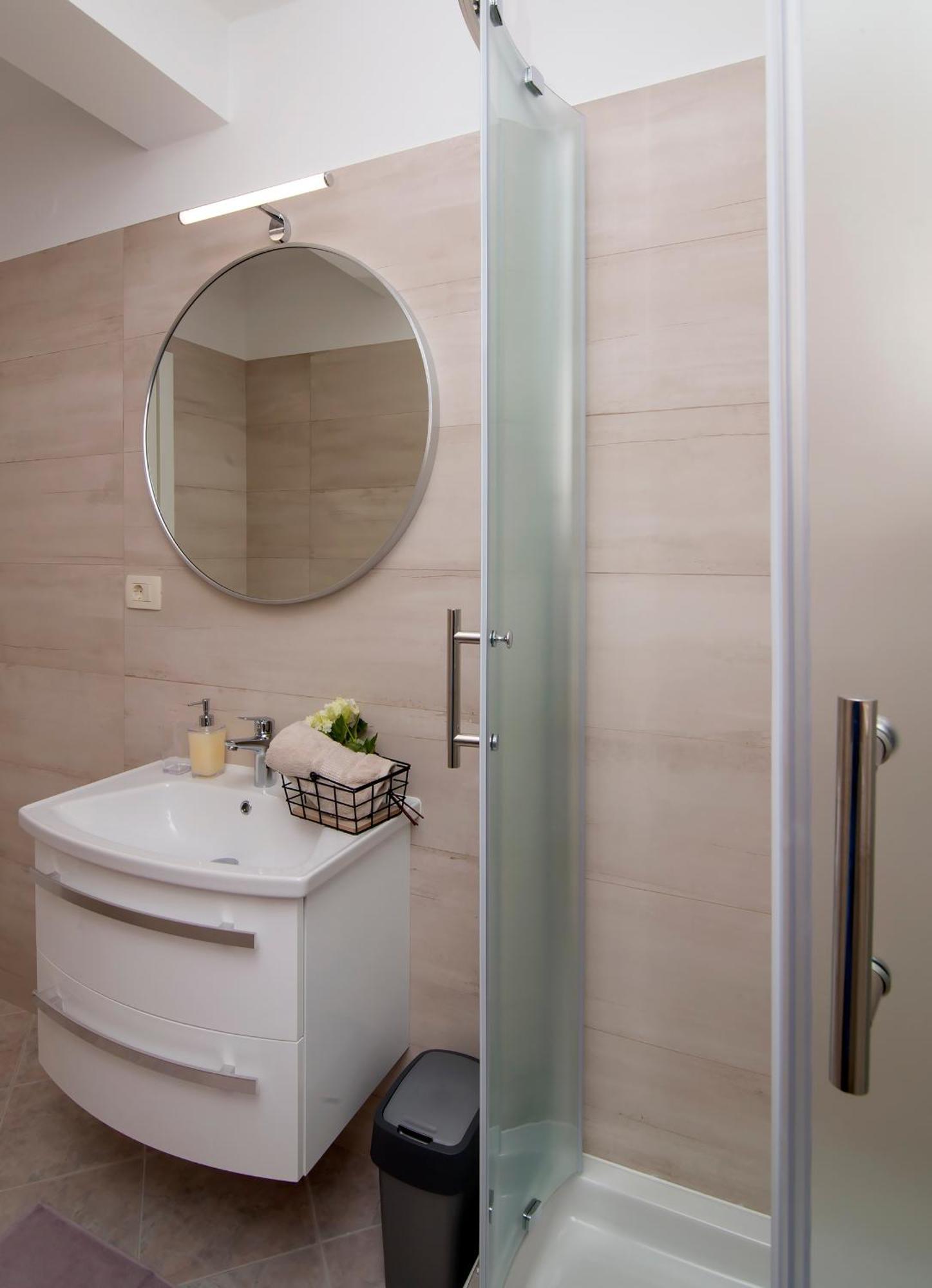 Apartmani Krmek Mlini Bagian luar foto