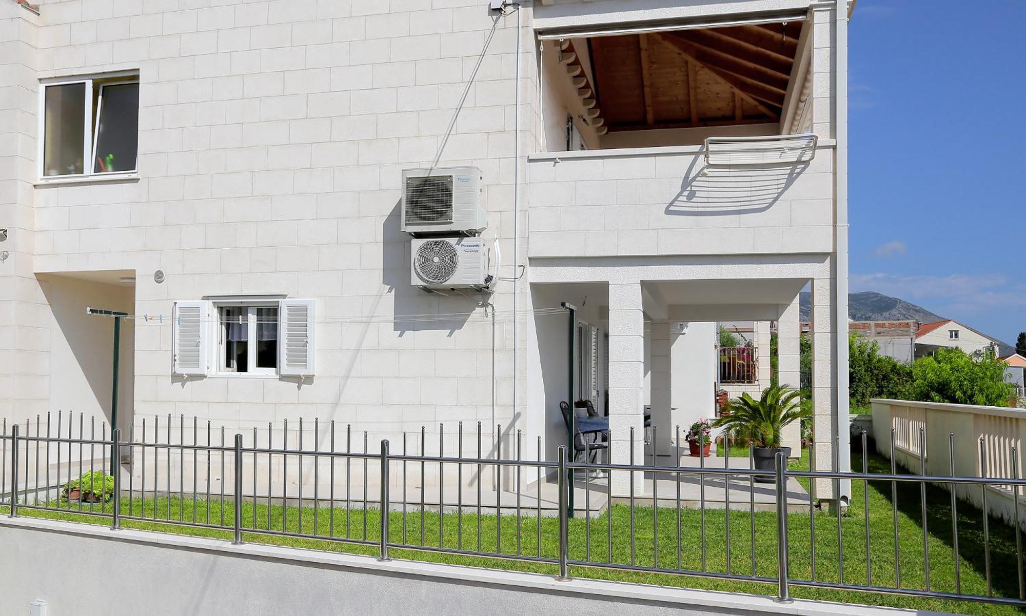 Apartmani Krmek Mlini Bagian luar foto